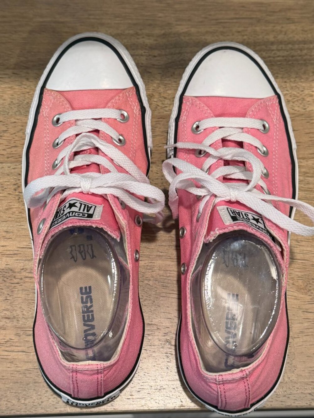 Converse Chuck Taylor All Star Low Top Pink Sneakers Womens 10 - Picture 3 of 9
